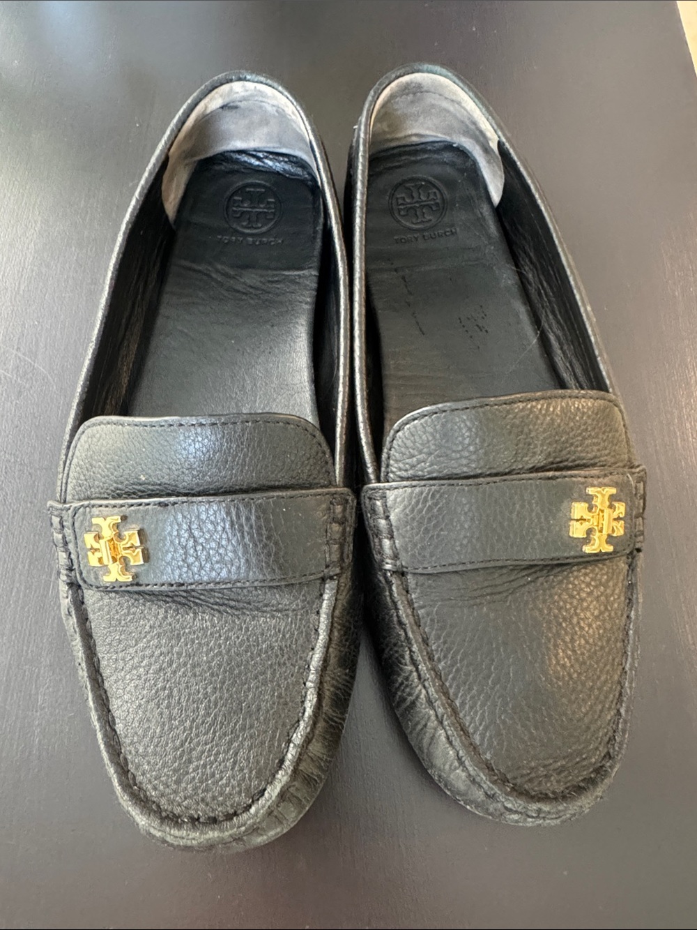 Tory Burch Black leather driving/loafers-size 10 medium